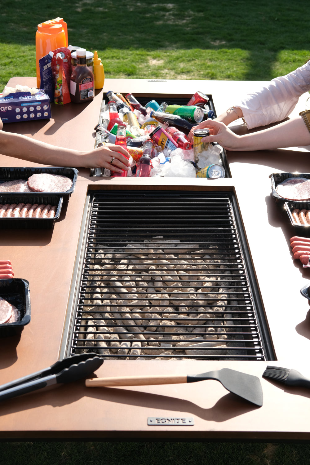EGYPTION - Multi-Purpose Table for Outdoor Grilling & BBQ (Seats 12 people)
